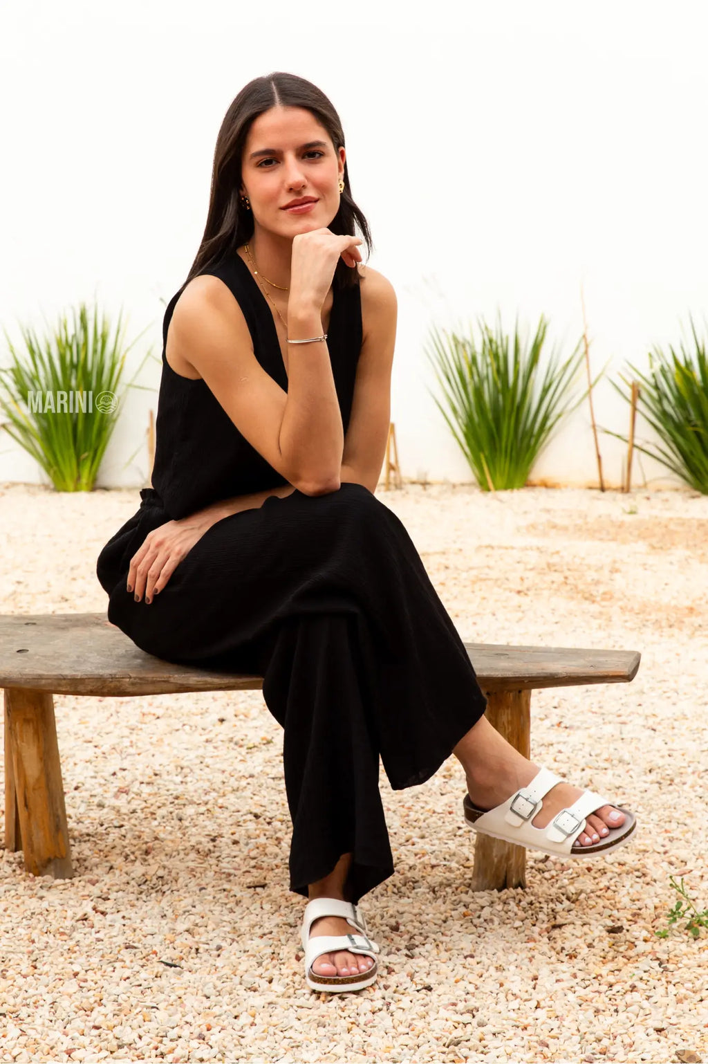 Lunbu Leather Sandal - White