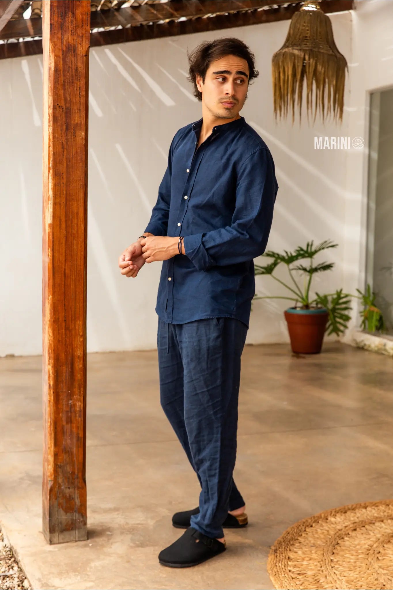 Sabot  - Black