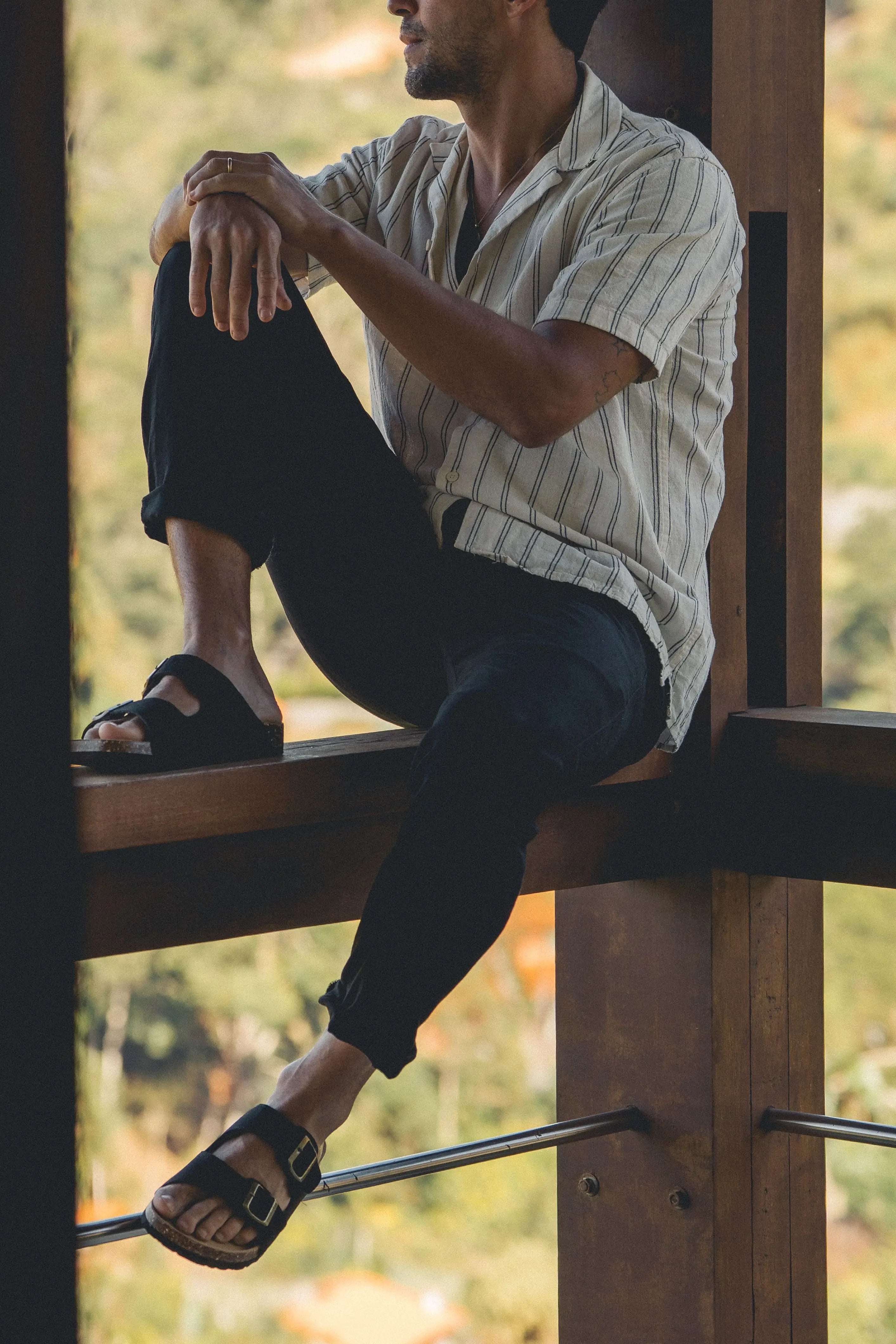 Lunbu Suede Sandal - Black