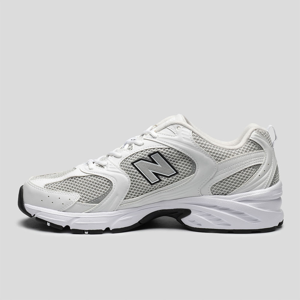 Tenis Retro Runner 530